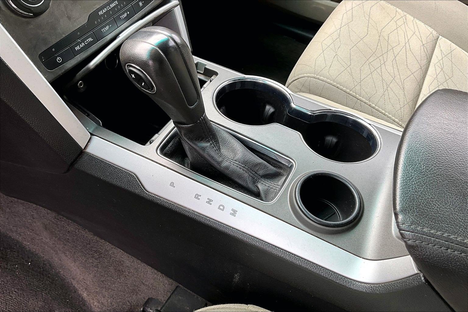 2014 Ford Explorer Base - Photo 14