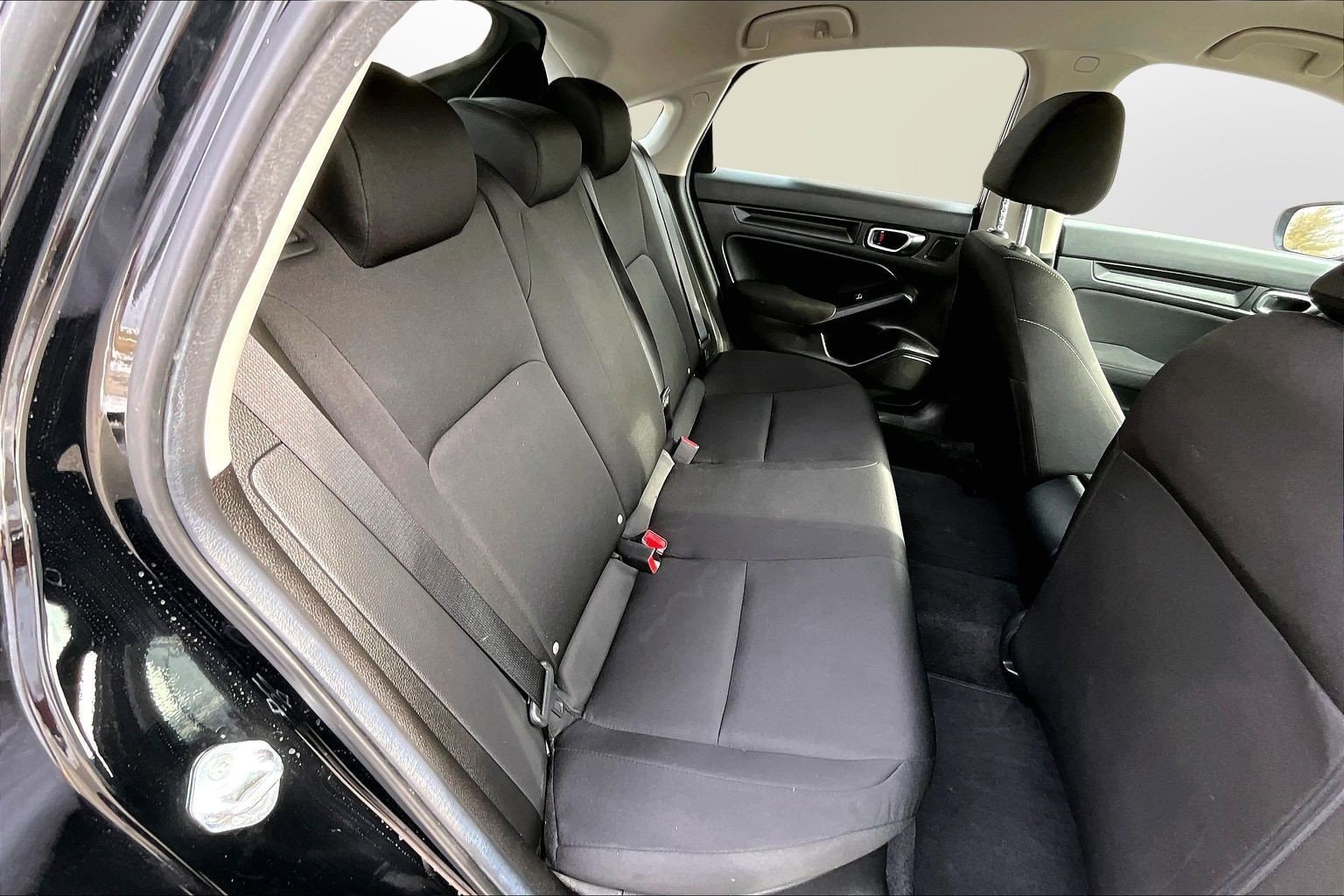 2024 Honda Civic Hatchback LX - Photo 16