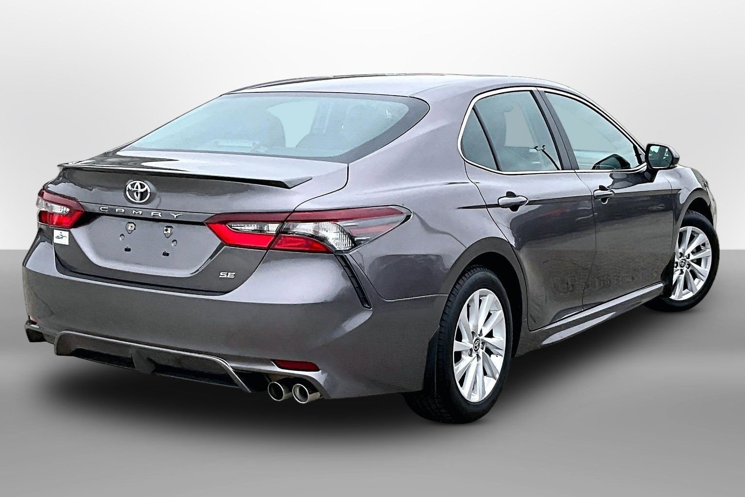 2024 Toyota Camry SE - Photo 11