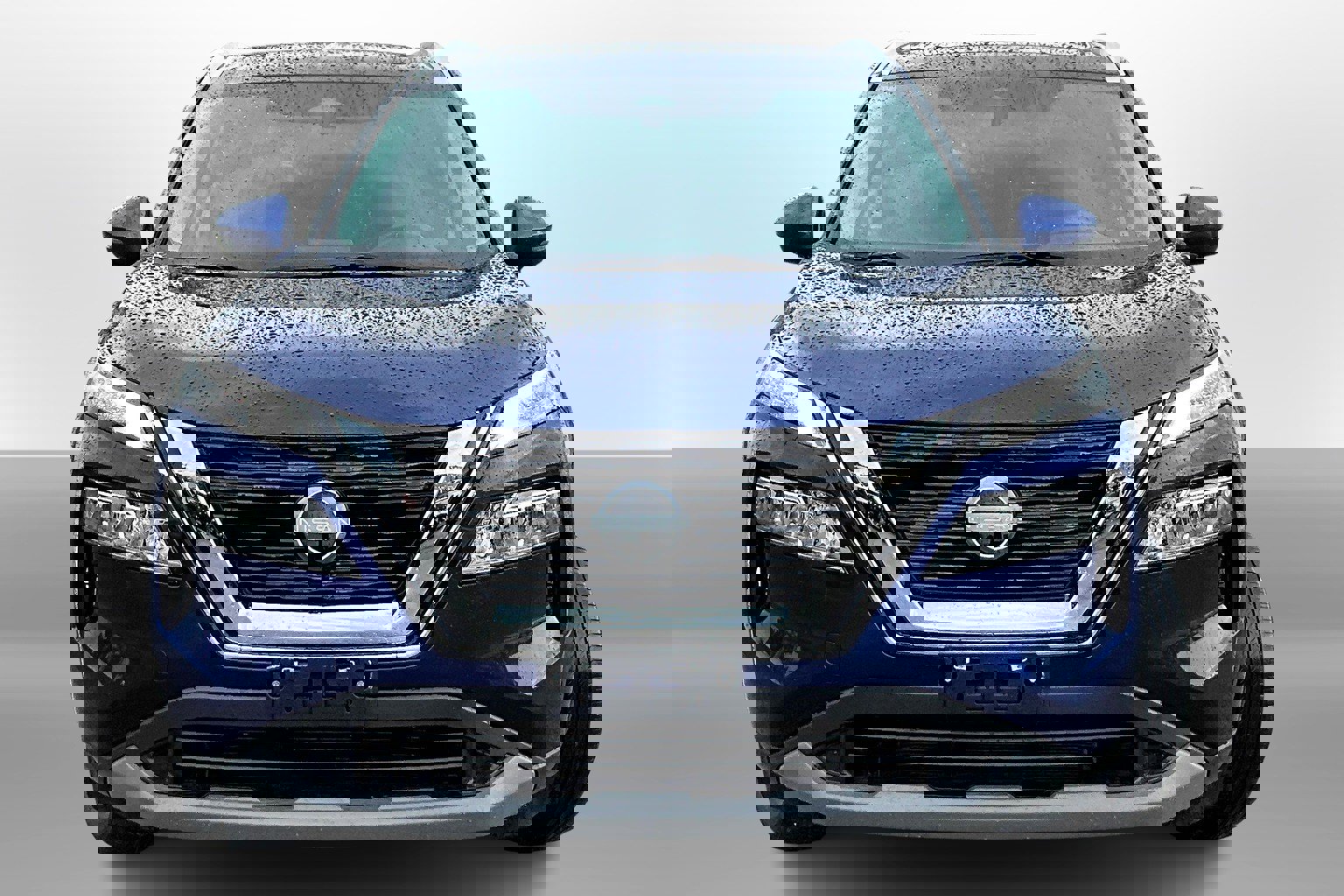 2022 Nissan Rogue SV photo 2