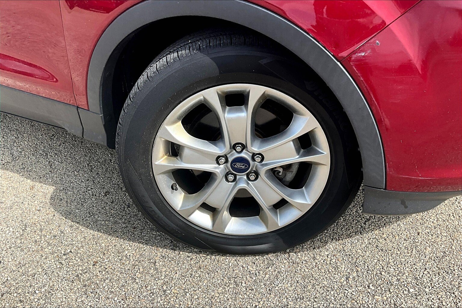 2016 Ford Escape Titanium photo 2