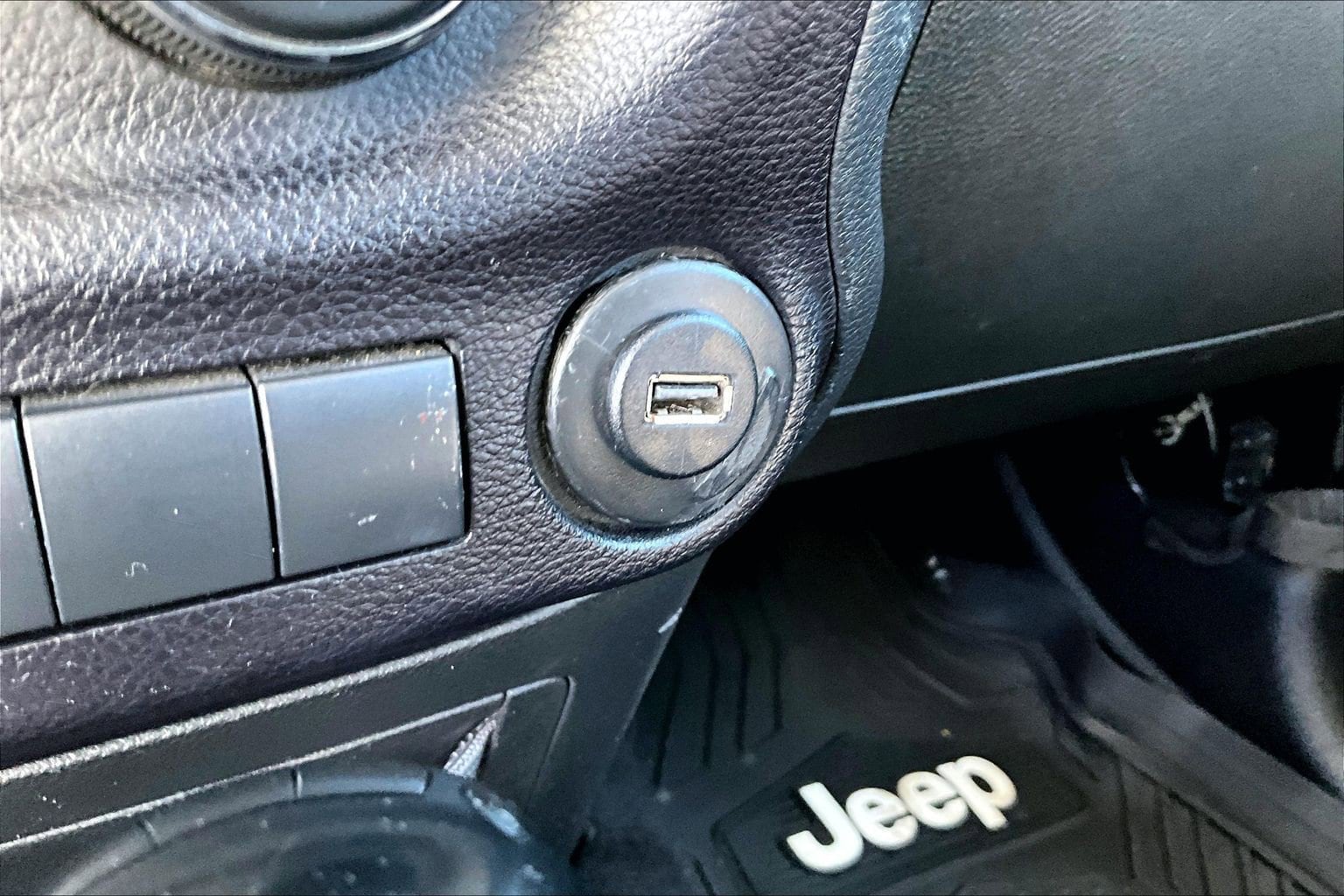 2016 Jeep Wrangler Unlimited Sport - Photo 32