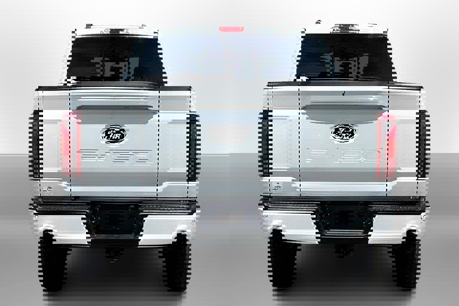 2025 Ford F-150 Lariat photo 3
