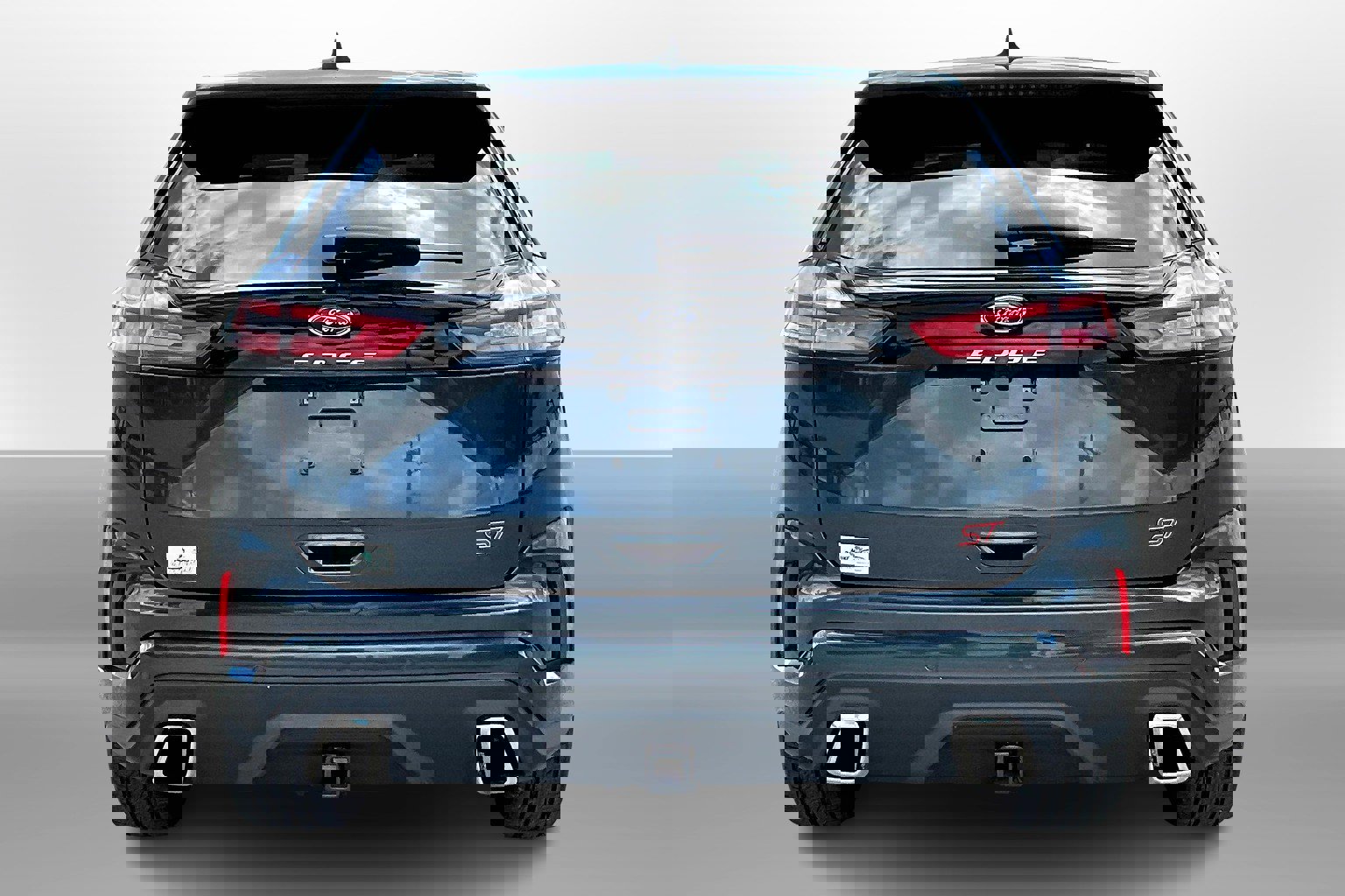 2024 Ford Edge ST photo 3