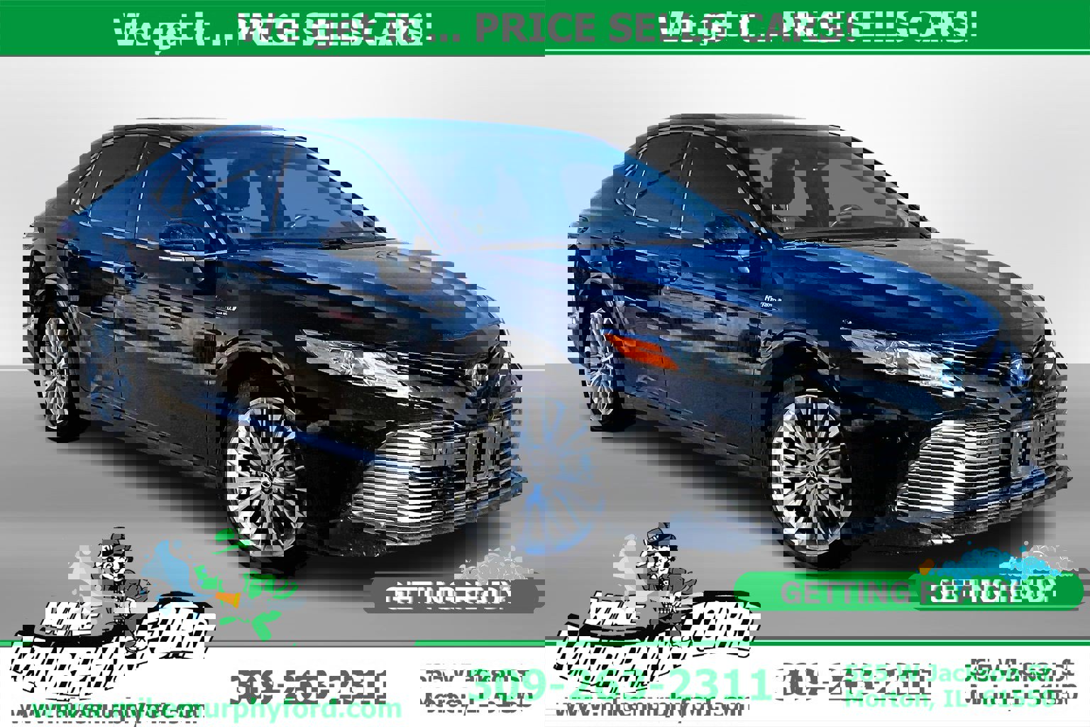 2020 Toyota Camry XLE's photo