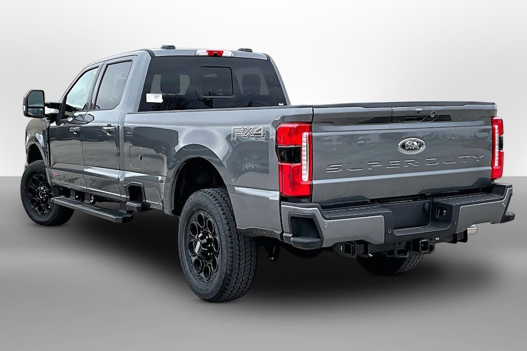 New 2026 Ford F-350SD Lariat Truck Crew Cab