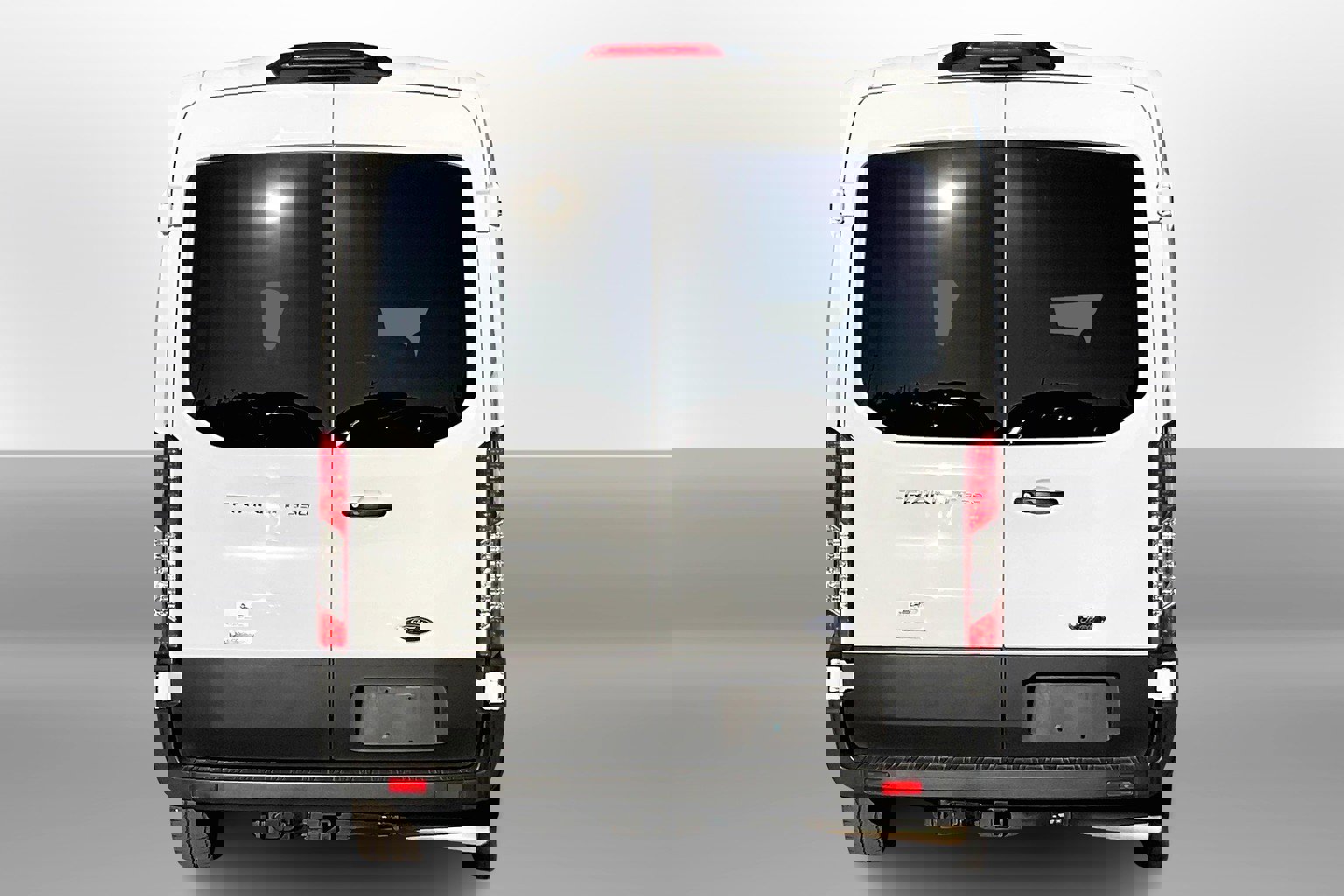 2023 Ford Transit Passenger XL photo 3