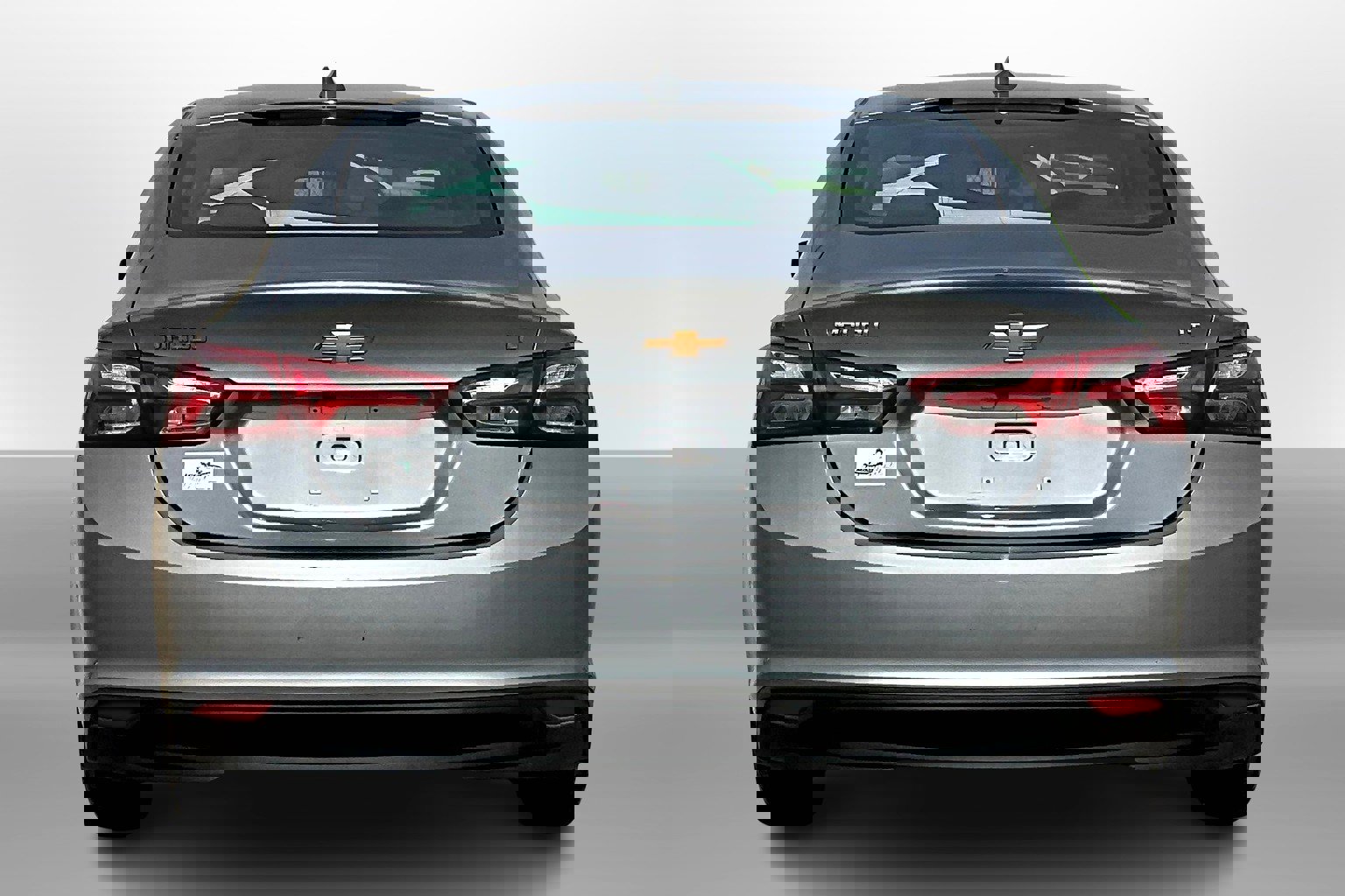 2023 Chevrolet Malibu Premier photo 3