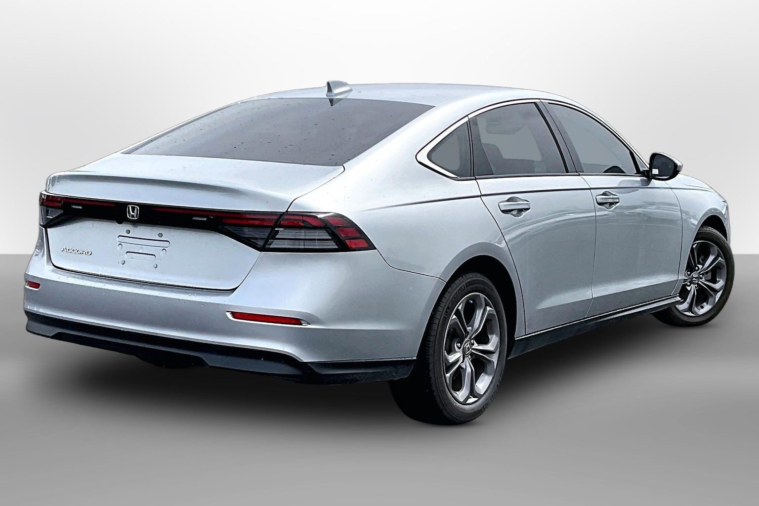 2024 Honda Accord EX - Photo 11