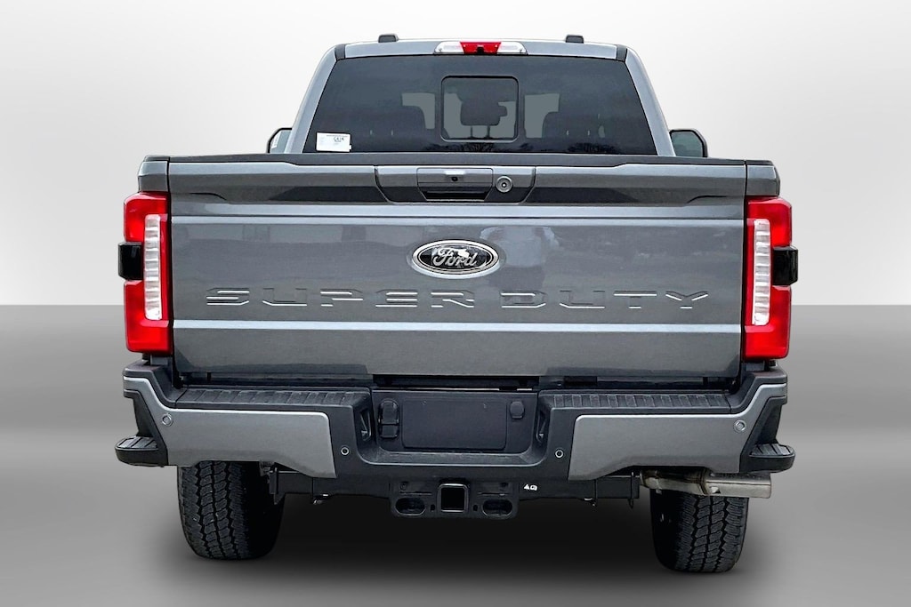 New 2026 Ford F-350SD Lariat Truck Crew Cab