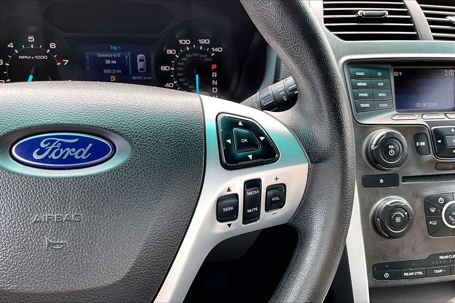 2014 Ford Explorer Base - Photo 23