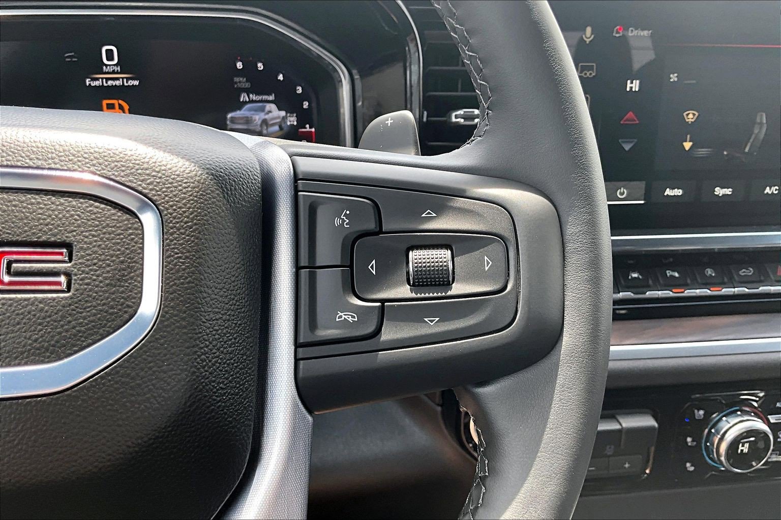 2026 GMC Sierra 1500 SLT - Photo 23