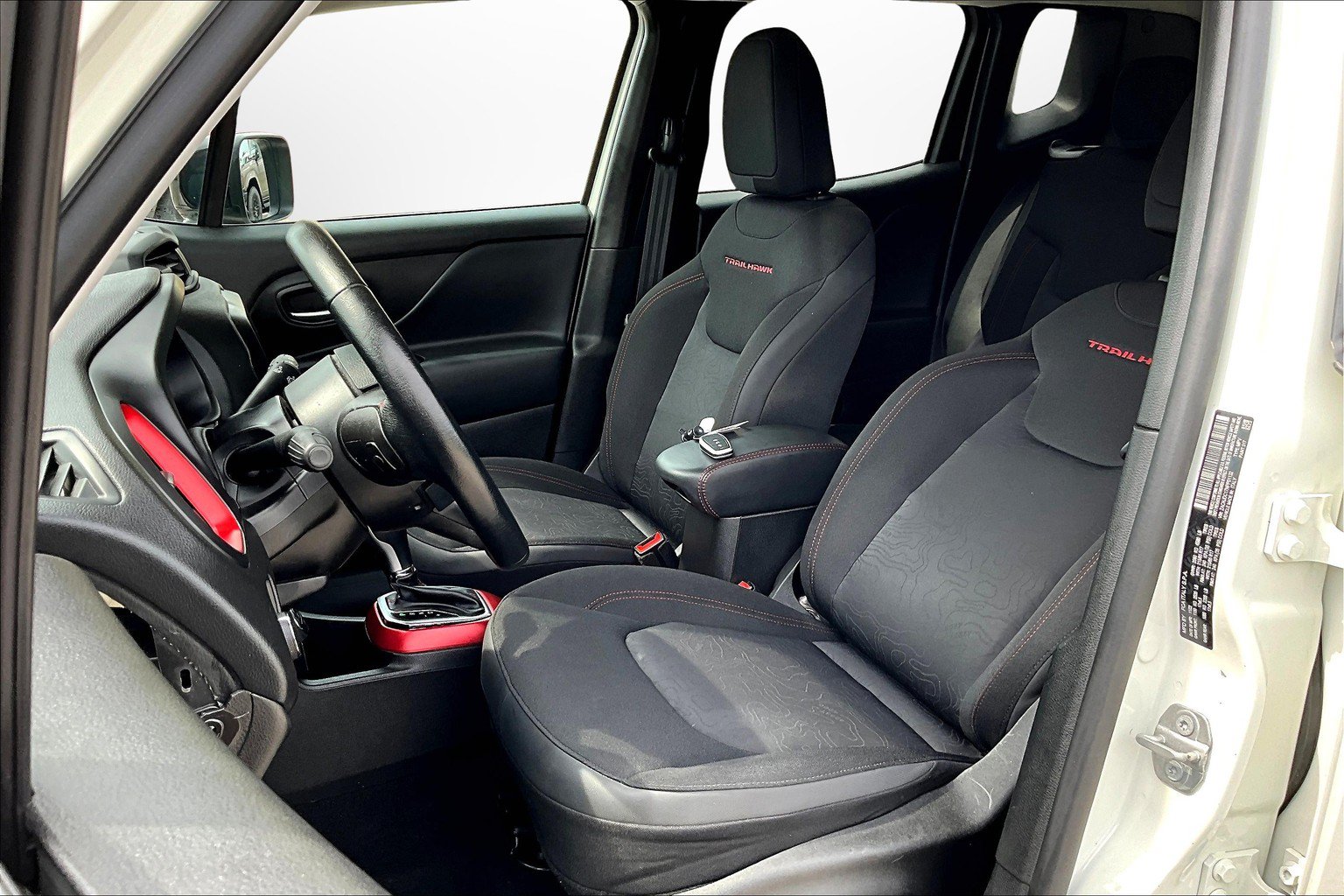 2022 Jeep Renegade Trailhawk - Photo 16
