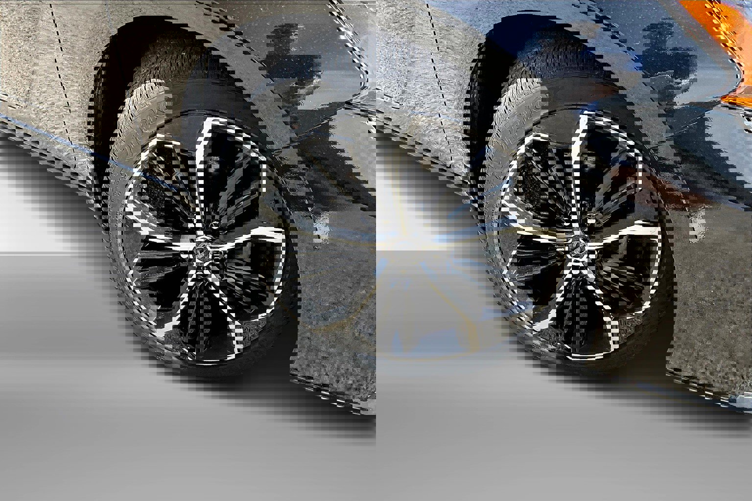 2023 Nissan Altima 2.5 SR photo 2