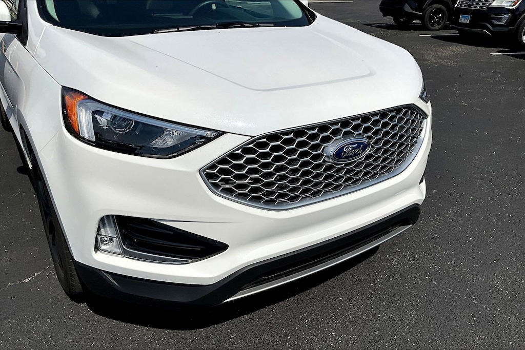 Used 2024 Ford Edge SEL SUV