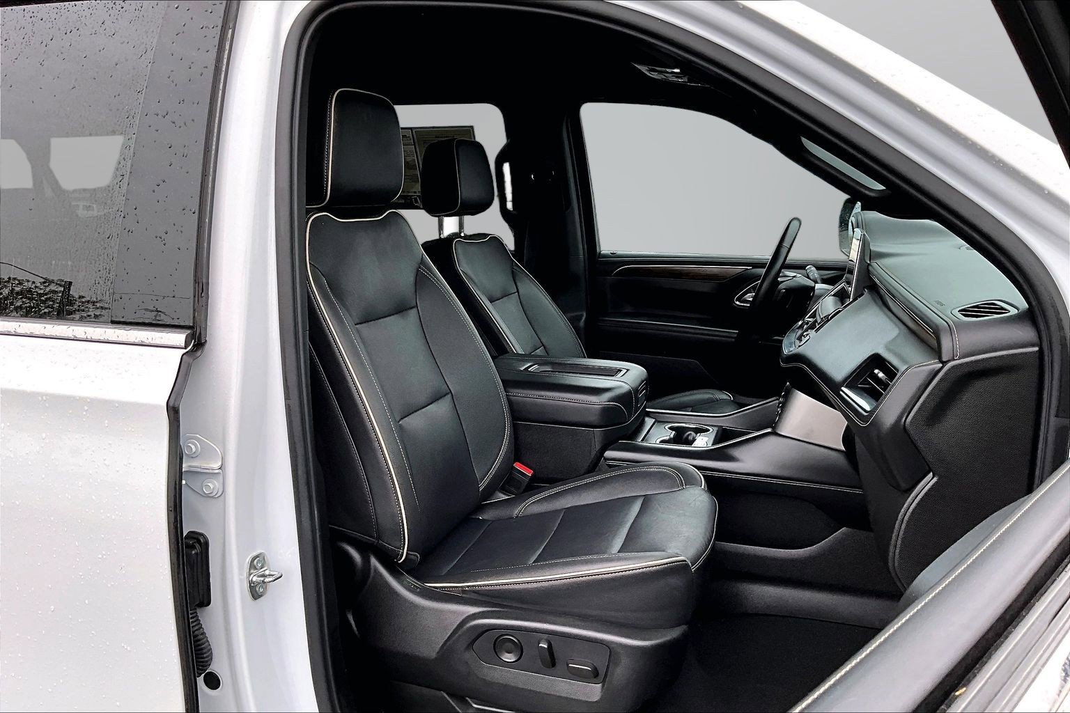 2023 Chevrolet Suburban Premier - Photo 7