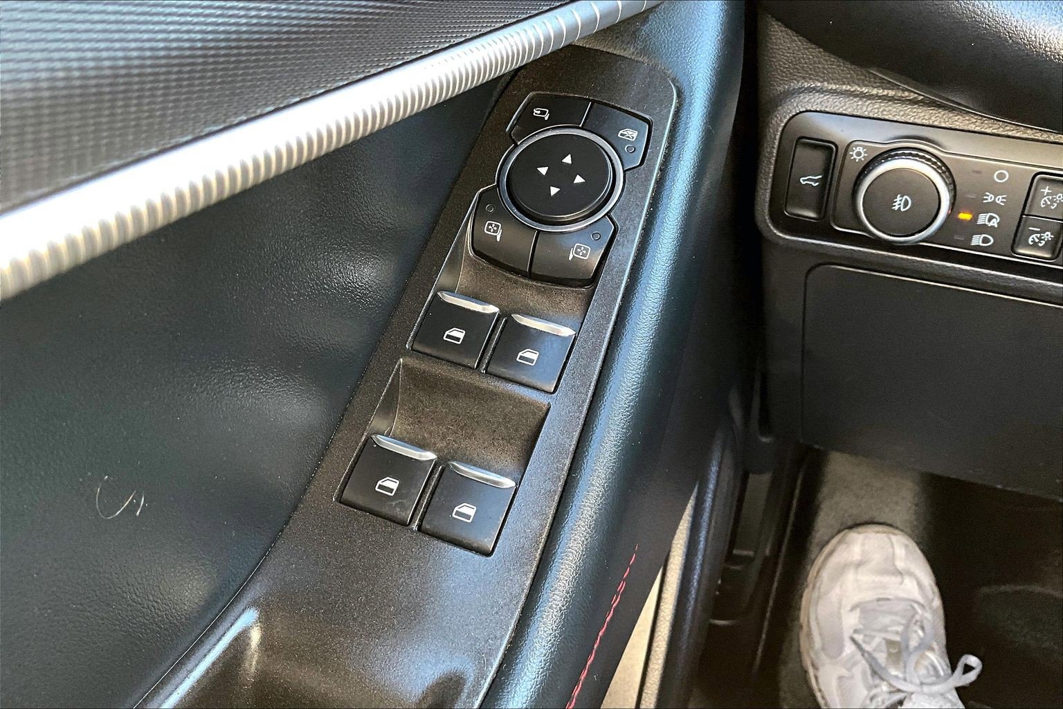 2025 Ford Explorer ST-LINE - Photo 35