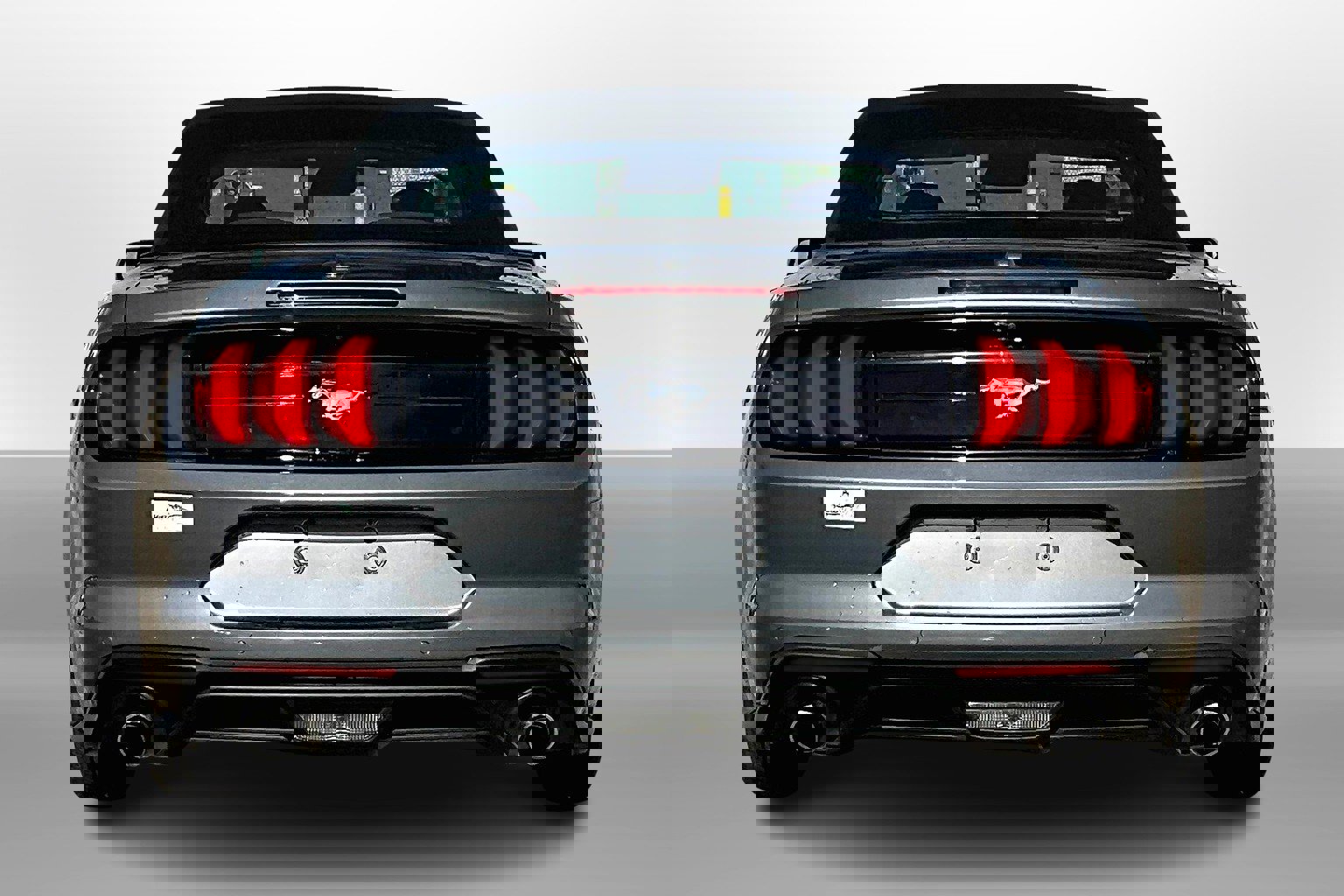 2022 Ford Mustang EcoBoost Convertible photo 3