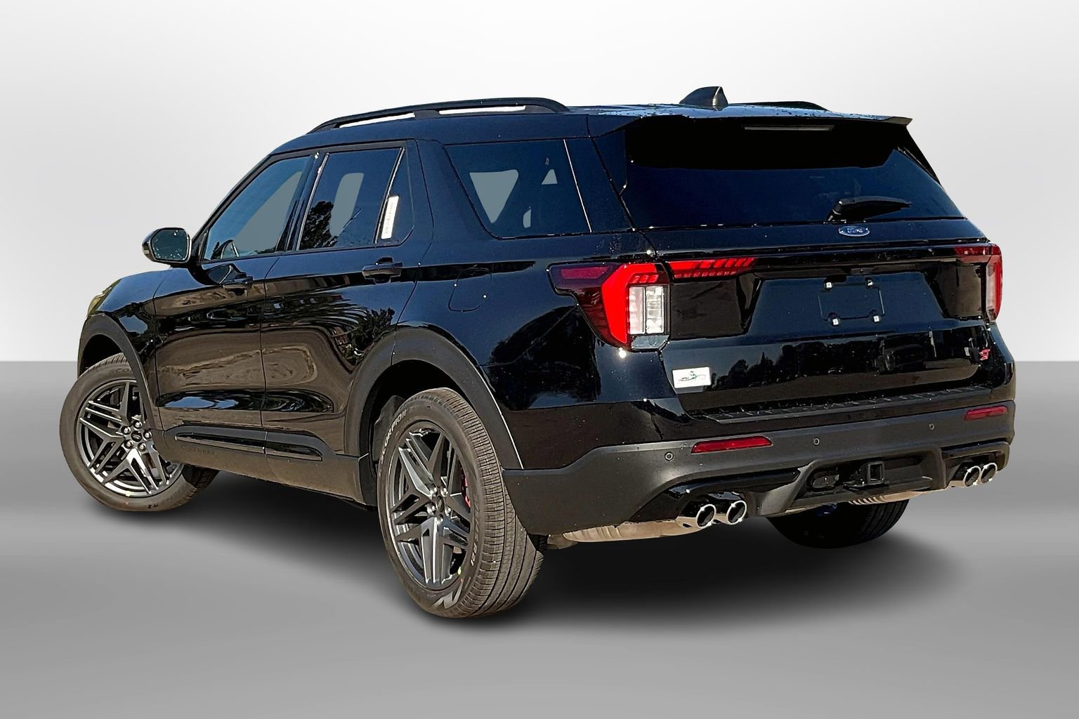 2025 Ford Explorer ST photo 2