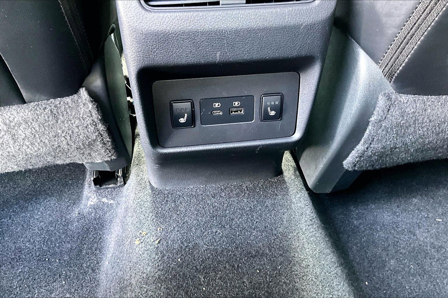 2021 Nissan Rogue SV - Photo 35