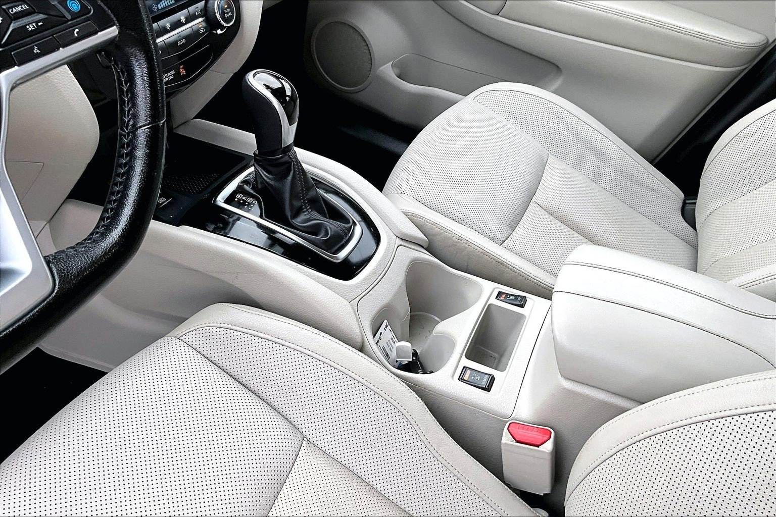 2022 Nissan Rogue Sport SL - Photo 15