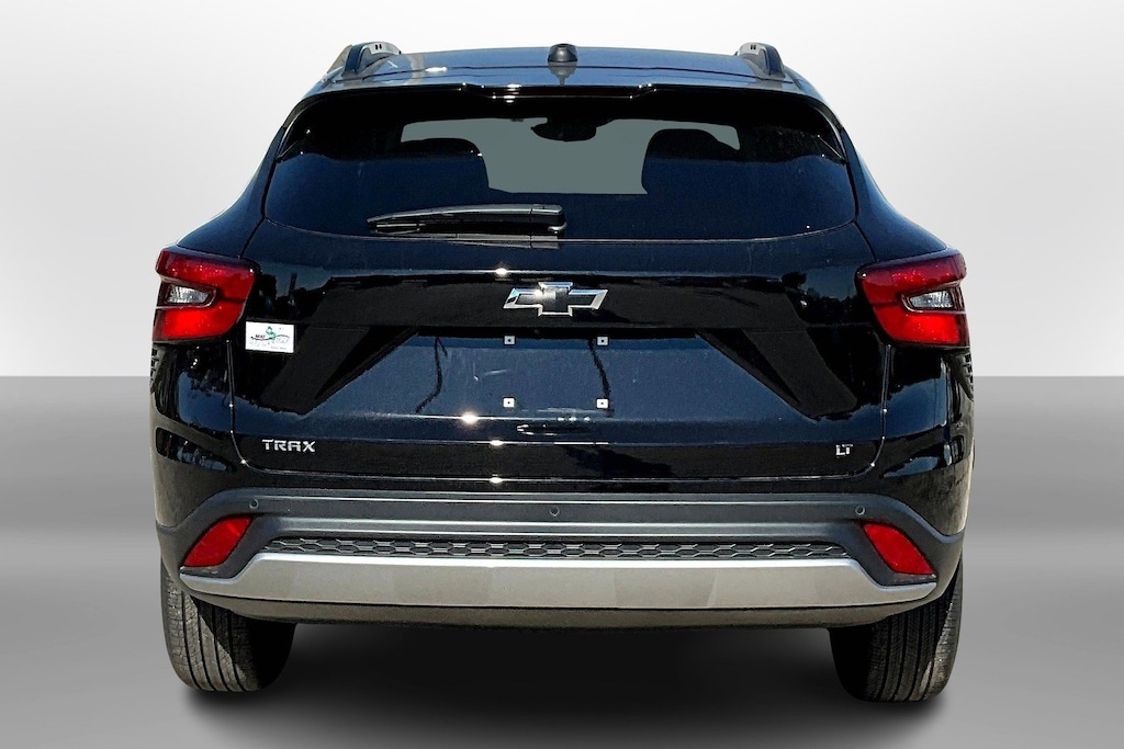 Used 2025 Chevrolet Trax LT SUV