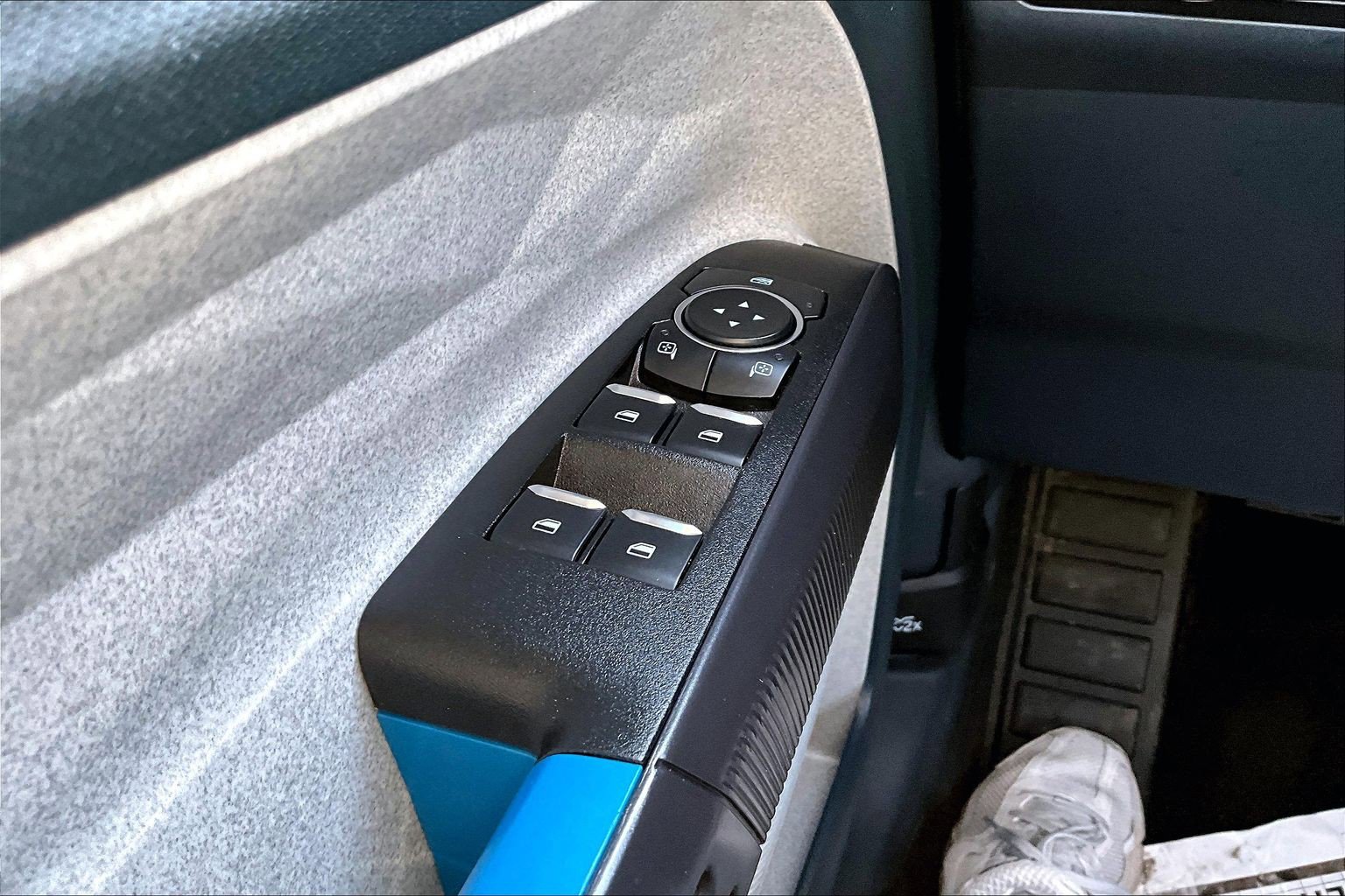 2025 Ford Maverick XLT - Photo 34