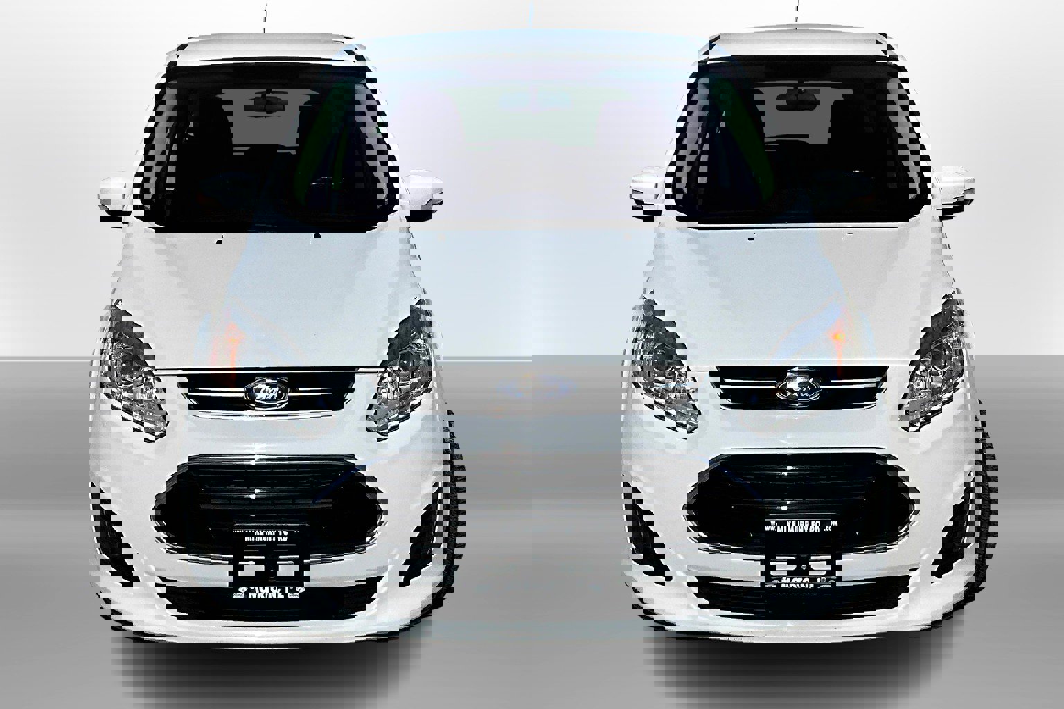 2017 Ford C-Max Hybrid SE photo 2