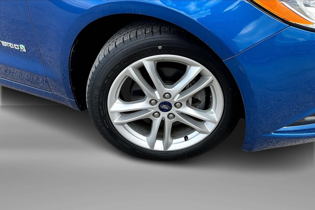 Used 2018 Ford Fusion Hybrid S Sedan