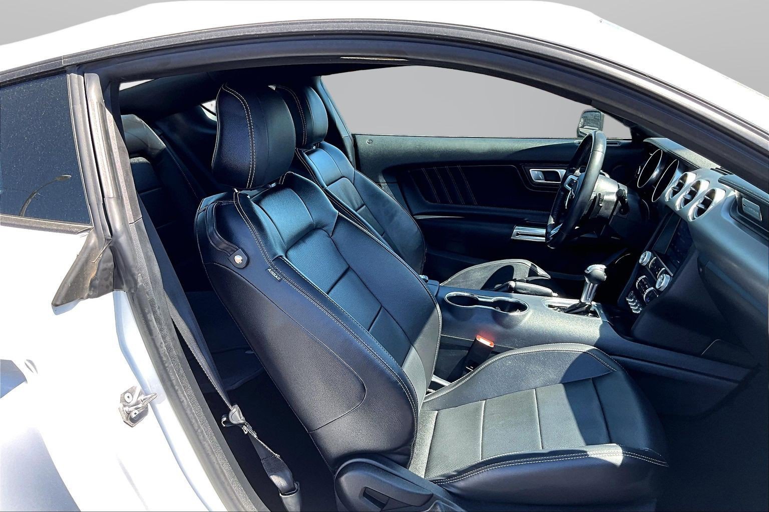 2021 Ford Mustang EcoBoost Premium - Photo 7