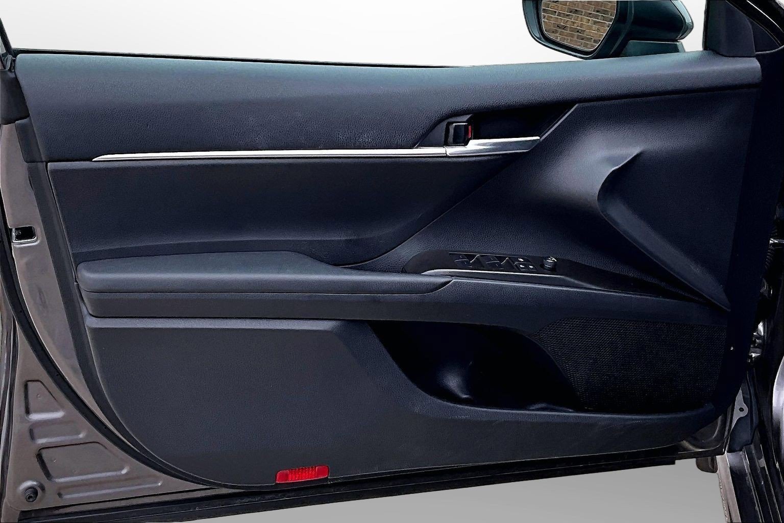 2024 Toyota Camry SE - Photo 25