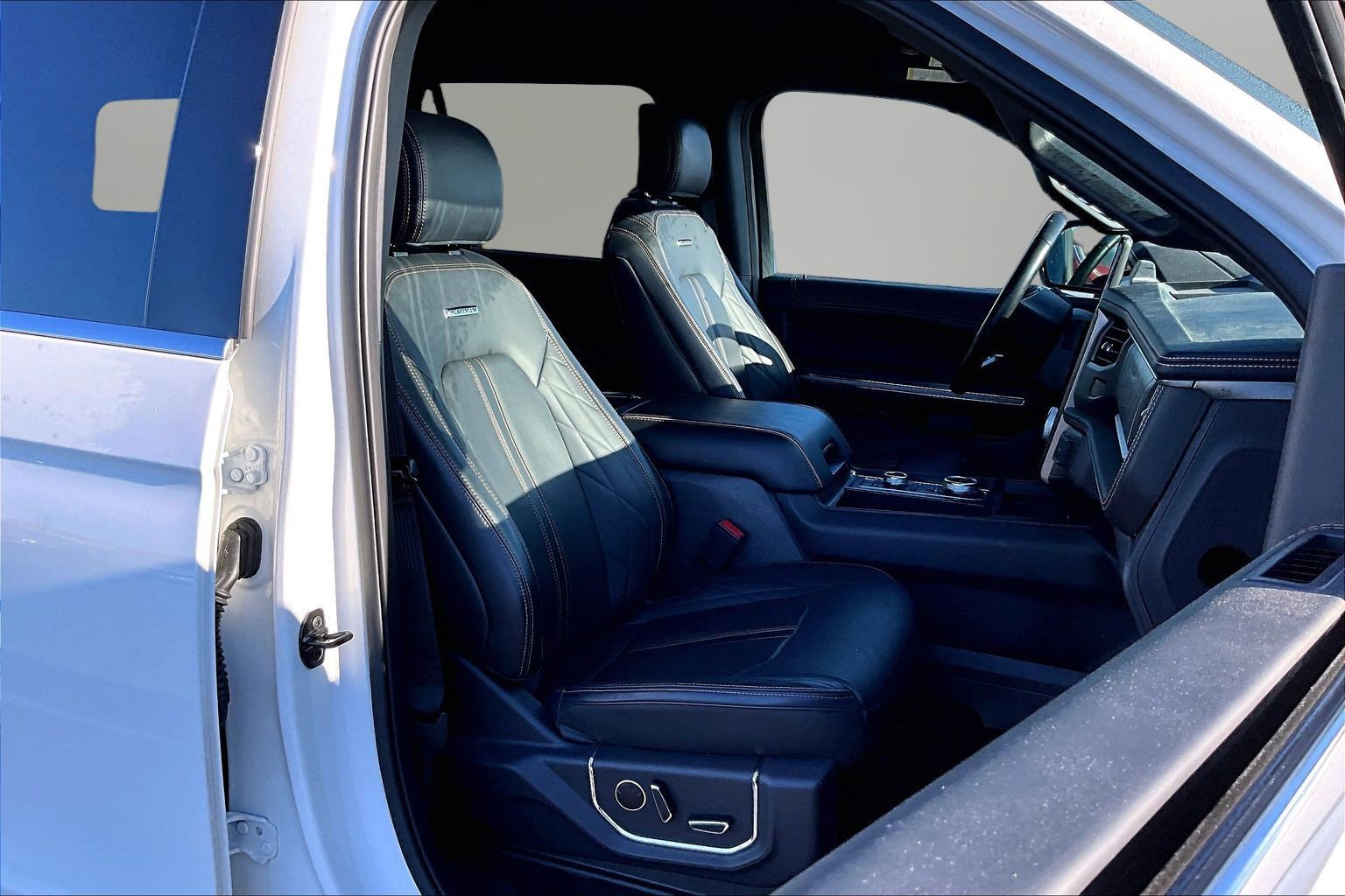 2024 Ford Expedition Platinum - Photo 7