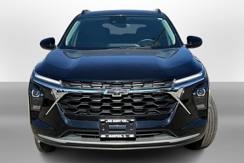 Used 2025 Chevrolet Trax LT SUV