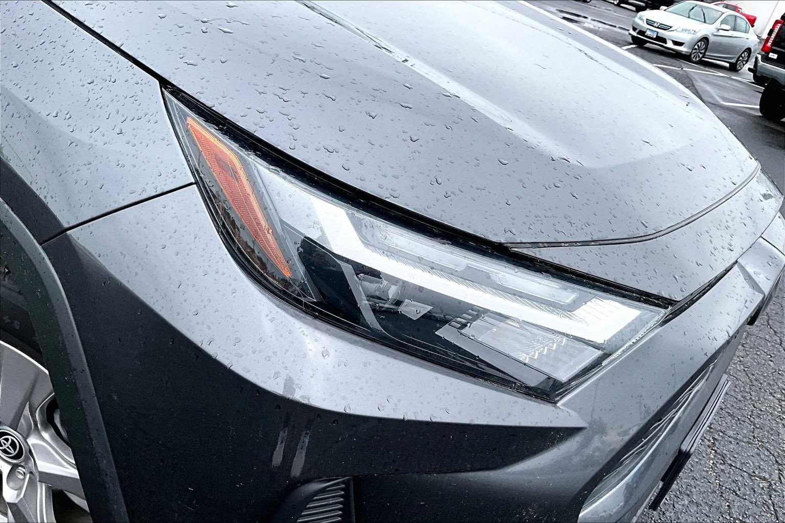 2022 Toyota RAV4 XLE - Photo 27