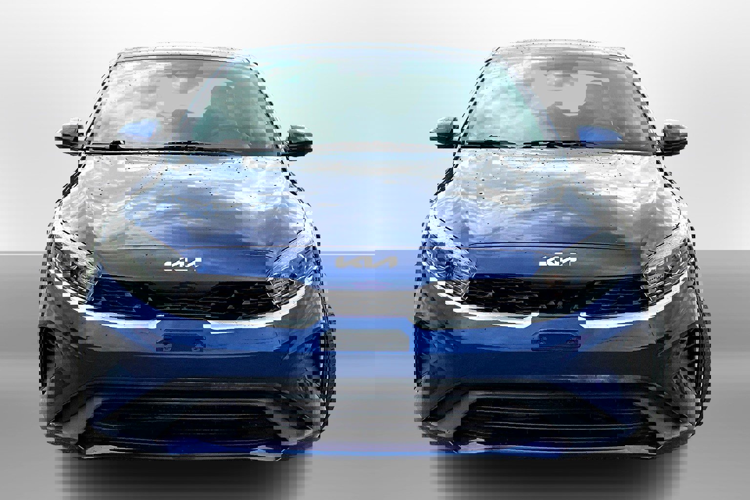 2023 Kia Forte LXS photo 2