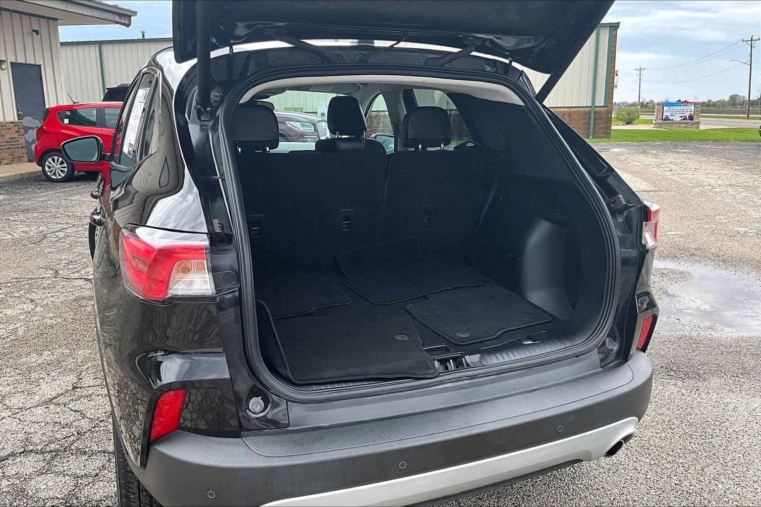 2021 Ford Escape SEL - Photo 19