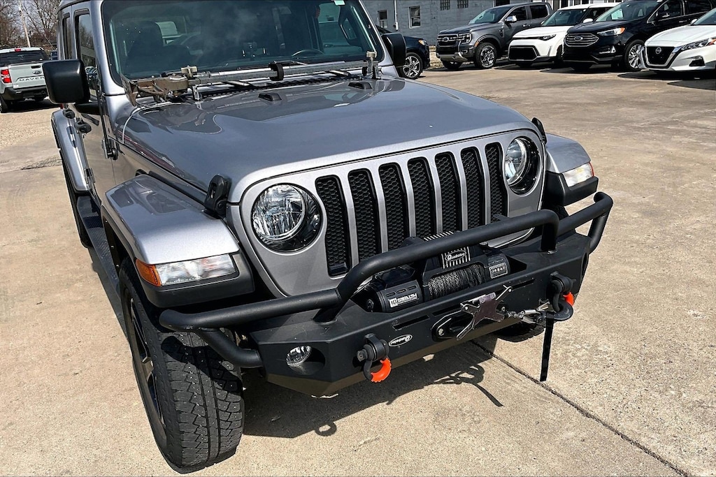 Used 2021 Jeep Wrangler Unlimited Sahara Altitude SUV