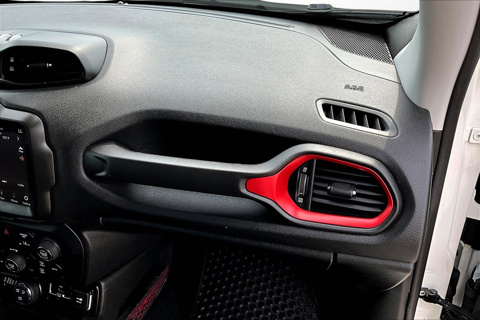 2022 Jeep Renegade Trailhawk - Photo 21
