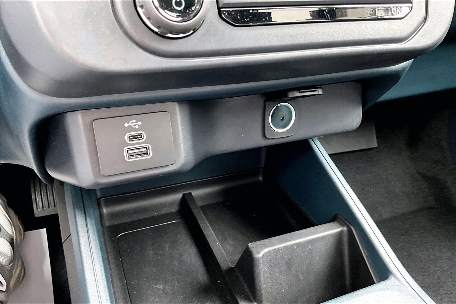 2025 Ford Maverick XL | CarEdge | CarEdge