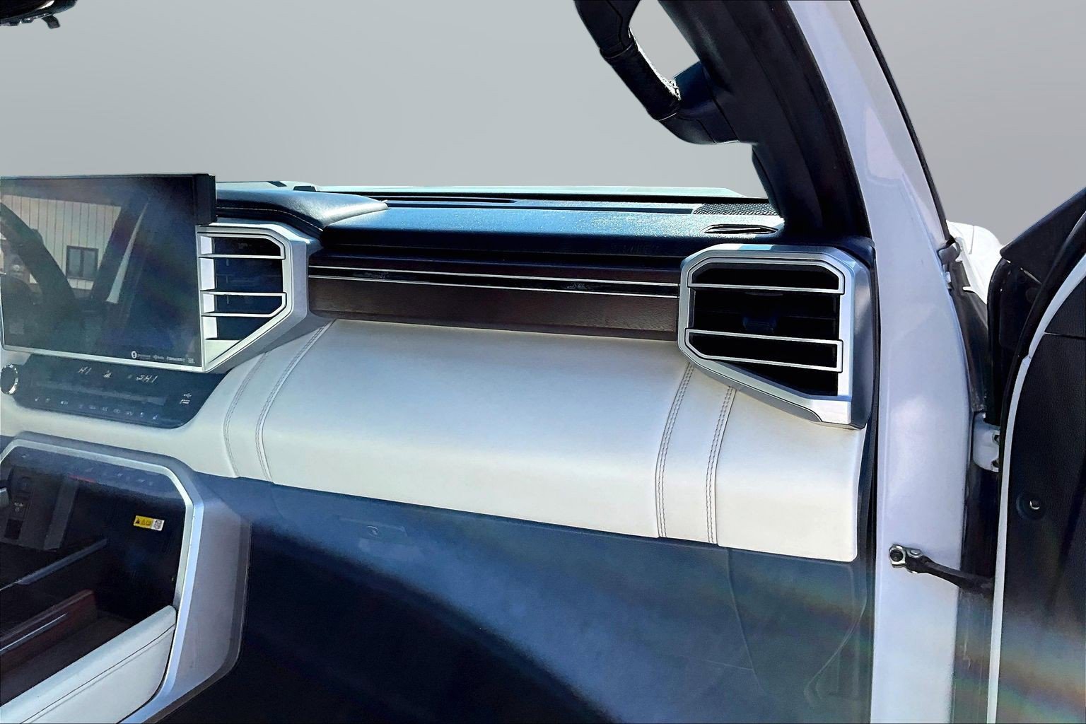 2023 Toyota Tundra Capstone - Photo 20