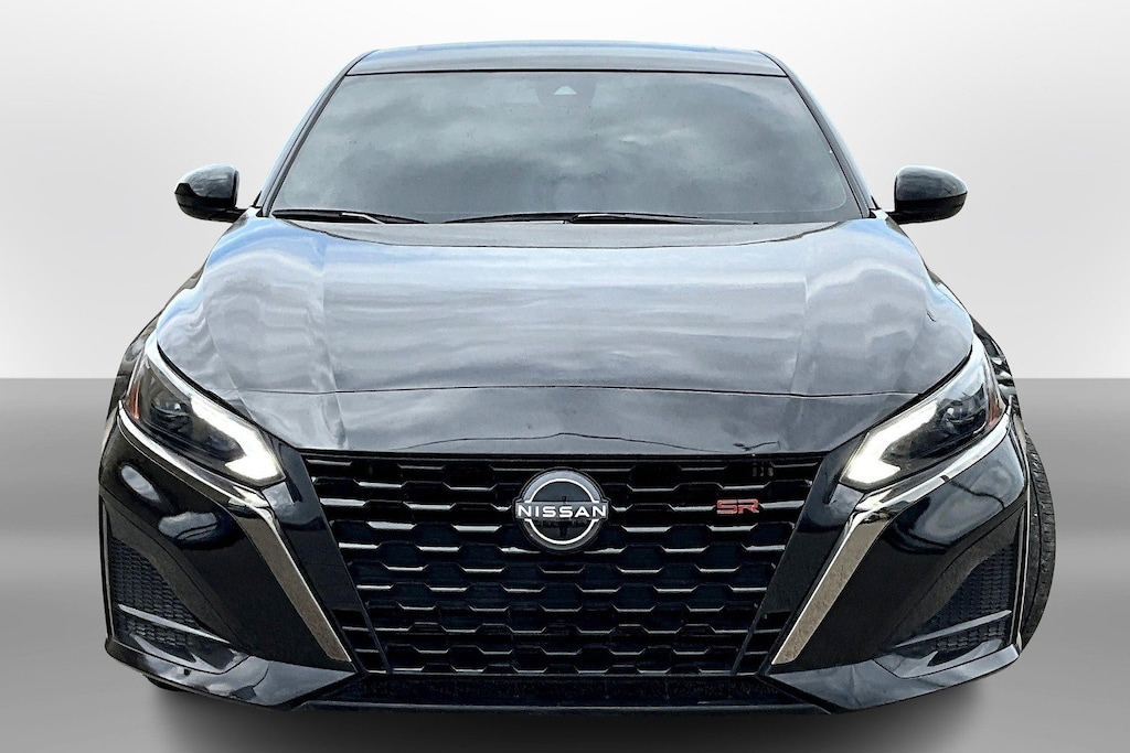 Used 2023 Nissan Altima 2.5 SR Sedan