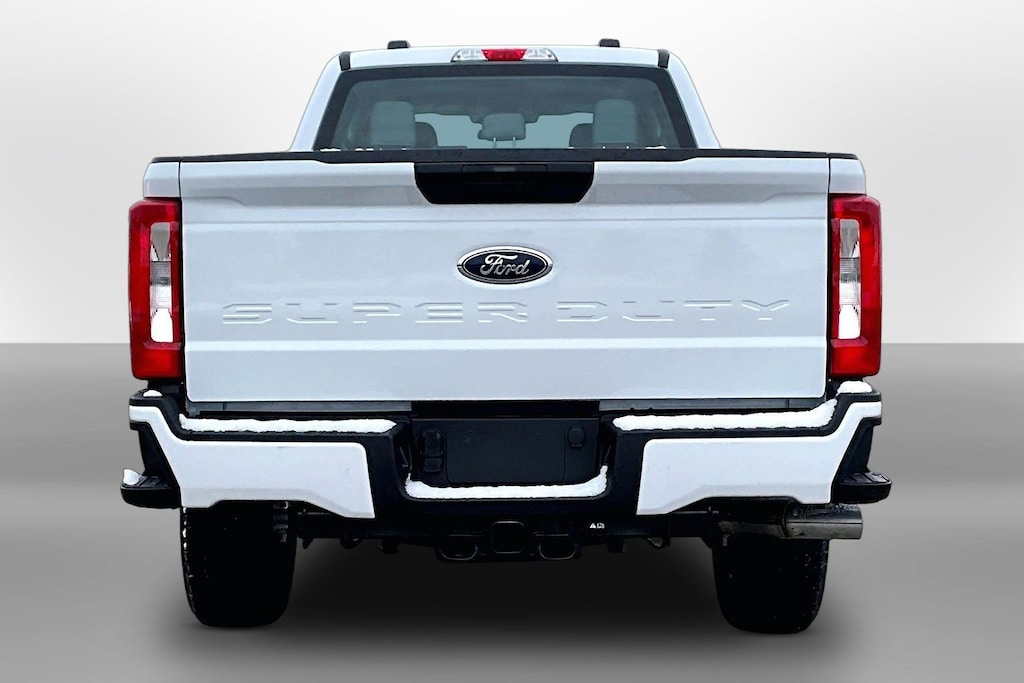 New 2026 Ford F-350SD XL Truck Crew Cab
