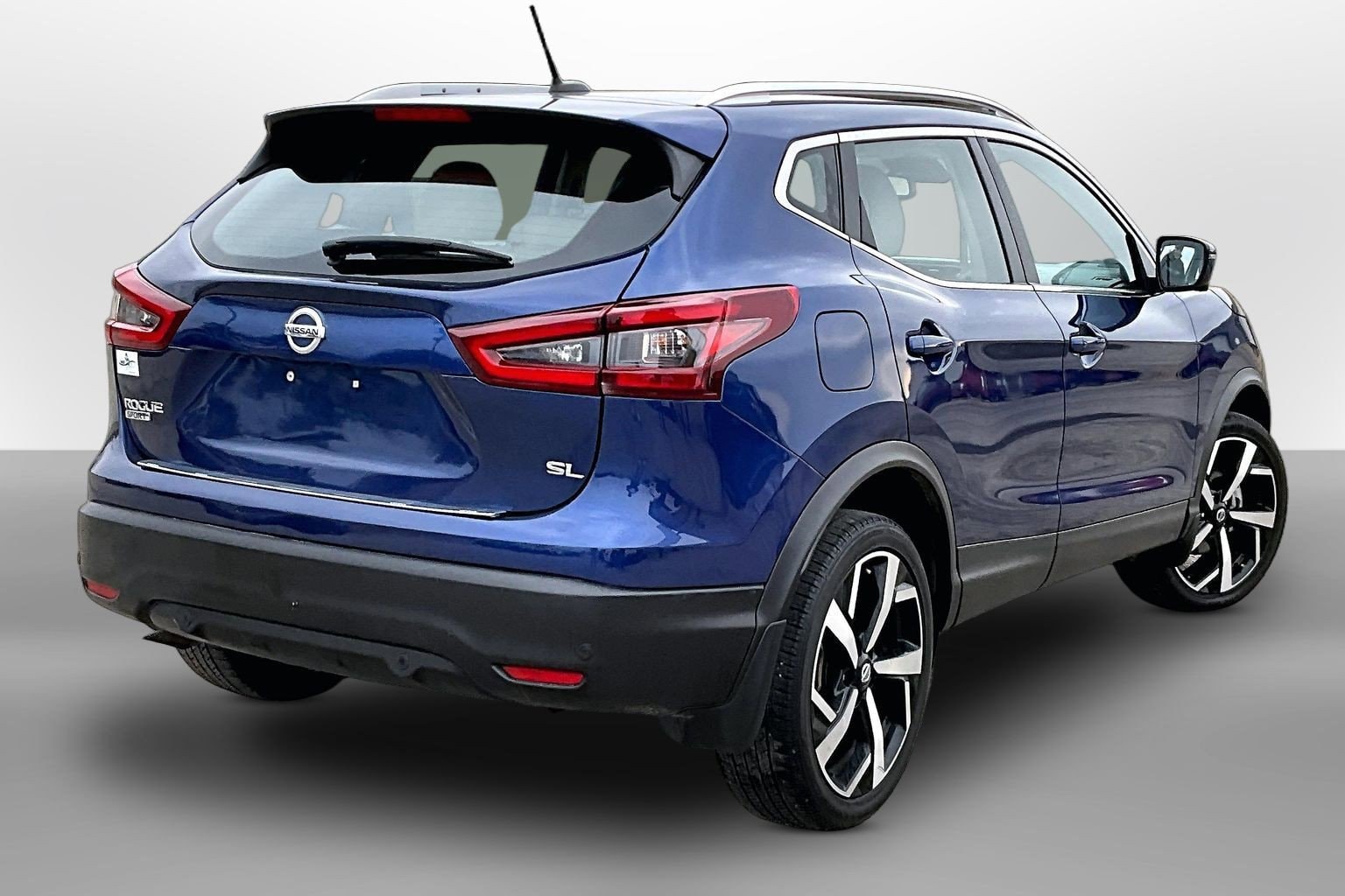 2022 Nissan Rogue Sport SL - Photo 11