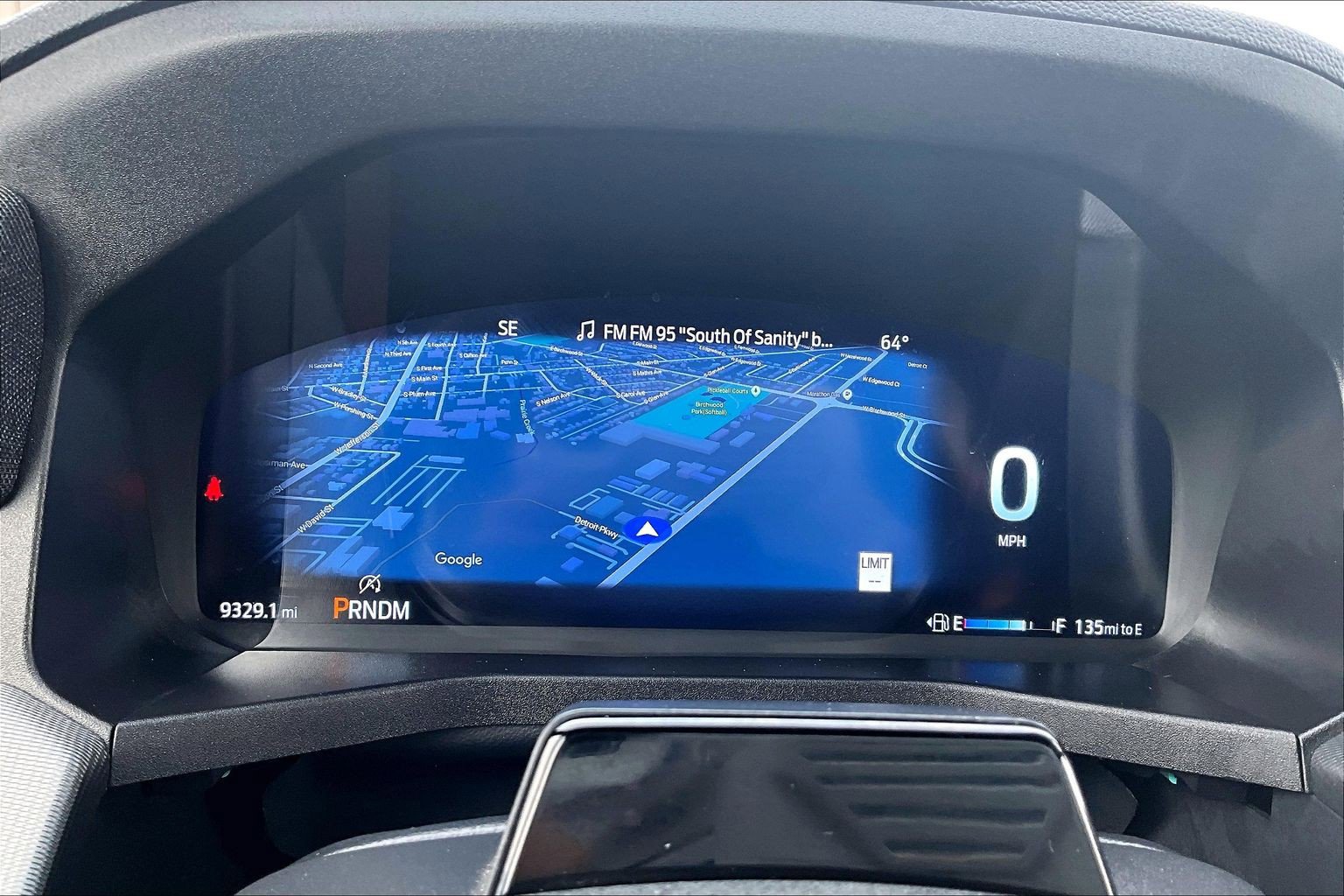 2025 Ford Explorer ST - Photo 25