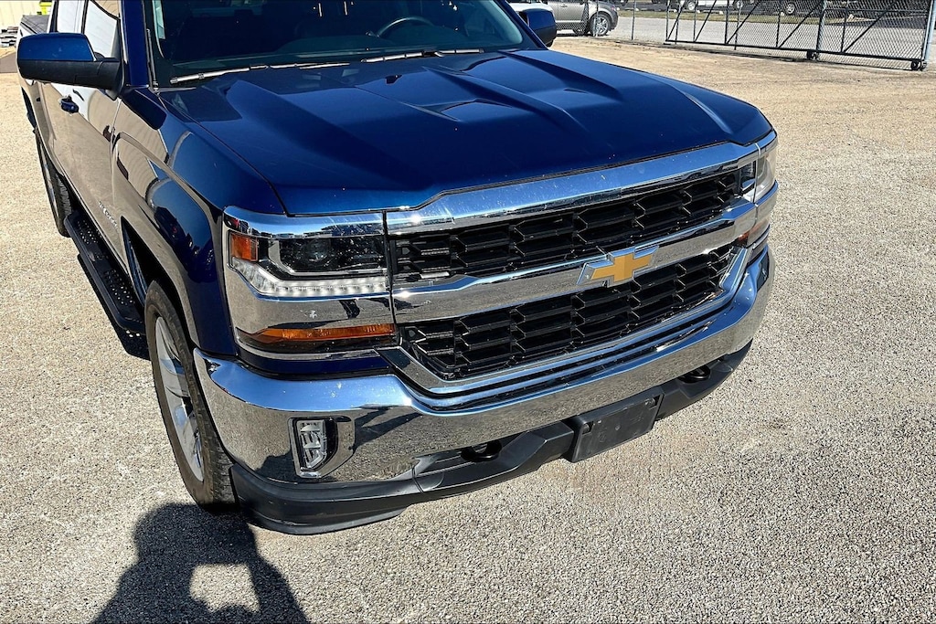Used 2017 Chevrolet Silverado 1500 LT Truck Crew Cab