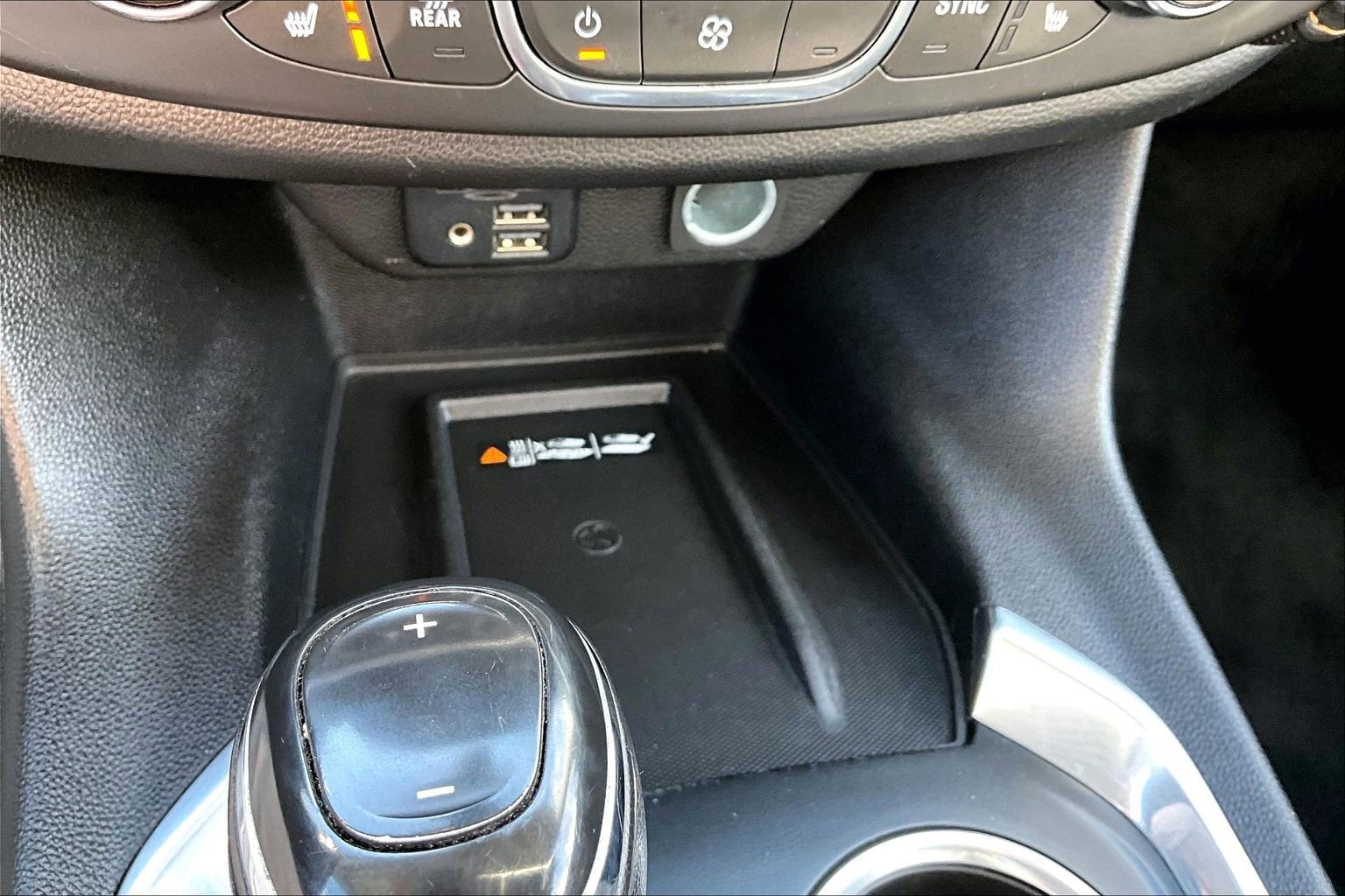2020 Chevrolet Traverse Premier - Photo 34