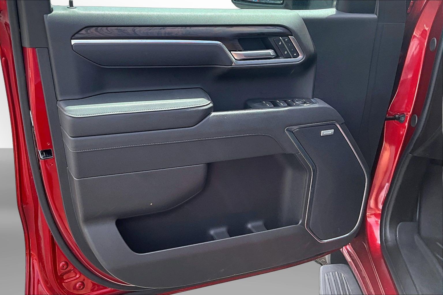 2026 GMC Sierra 1500 SLT - Photo 25
