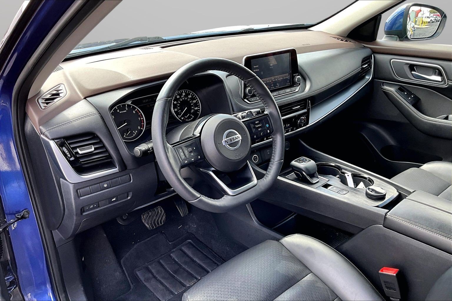 2021 Nissan Rogue SV - Photo 20
