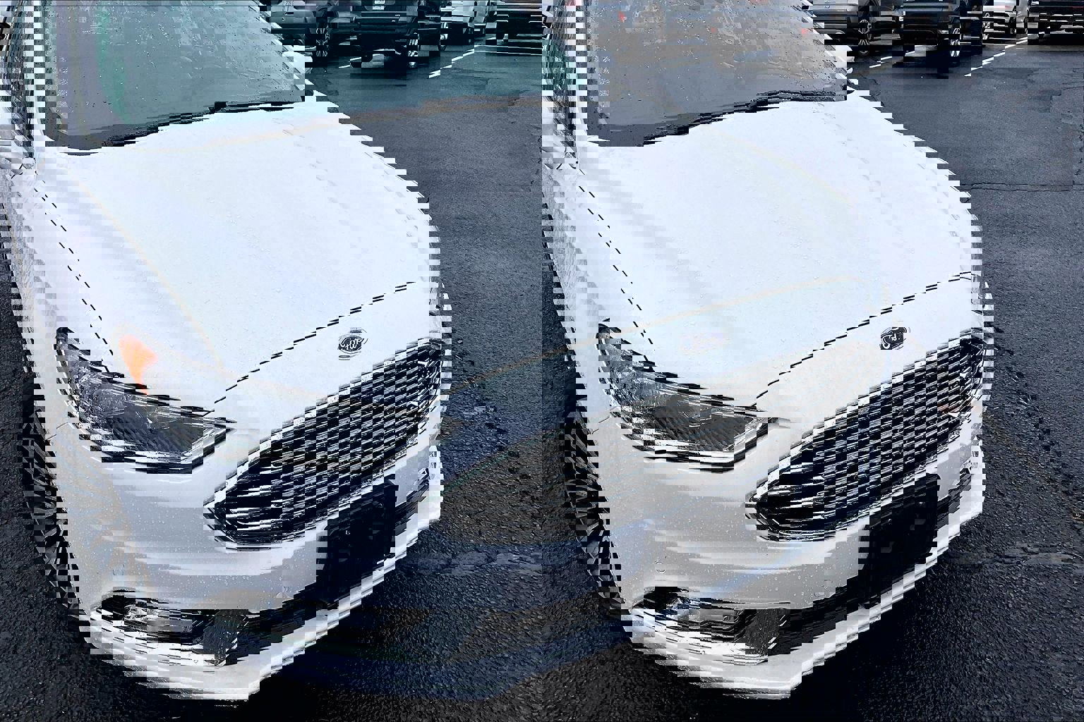 2017 Ford Fusion Energi Titanium photo 3