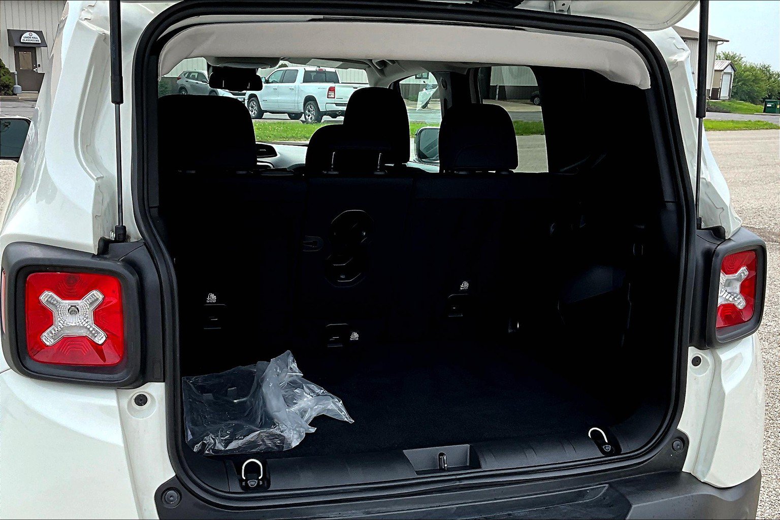 2022 Jeep Renegade Trailhawk - Photo 19